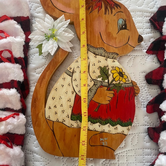 BUNDLE OF CHRISTMAS ITEMS - Picture 2 of 11